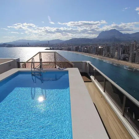 Gemelos 28 Penthouse Apartment *