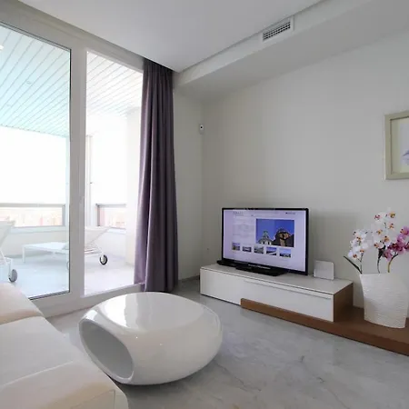 Gemelos 28 Penthouse Apartment Benidorm